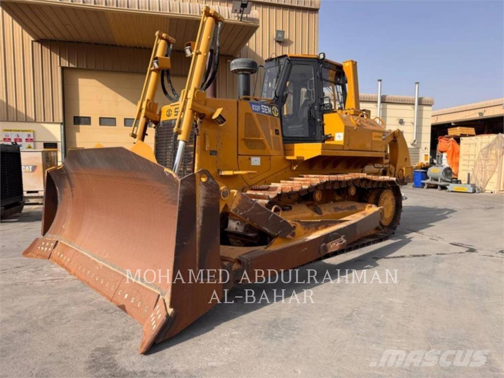 SEM MACHINERY SEM 832F Buldožerji goseničarji