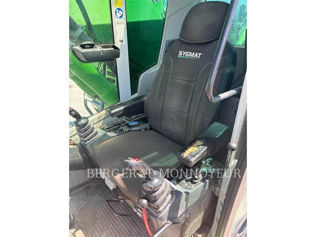 Sennebogen 821 Bagri na kolesih