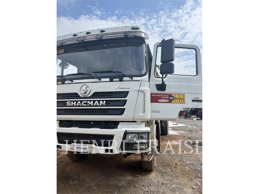 Shacman CAMION GRUE 12T Rabljeni žerjavi za vsak teren