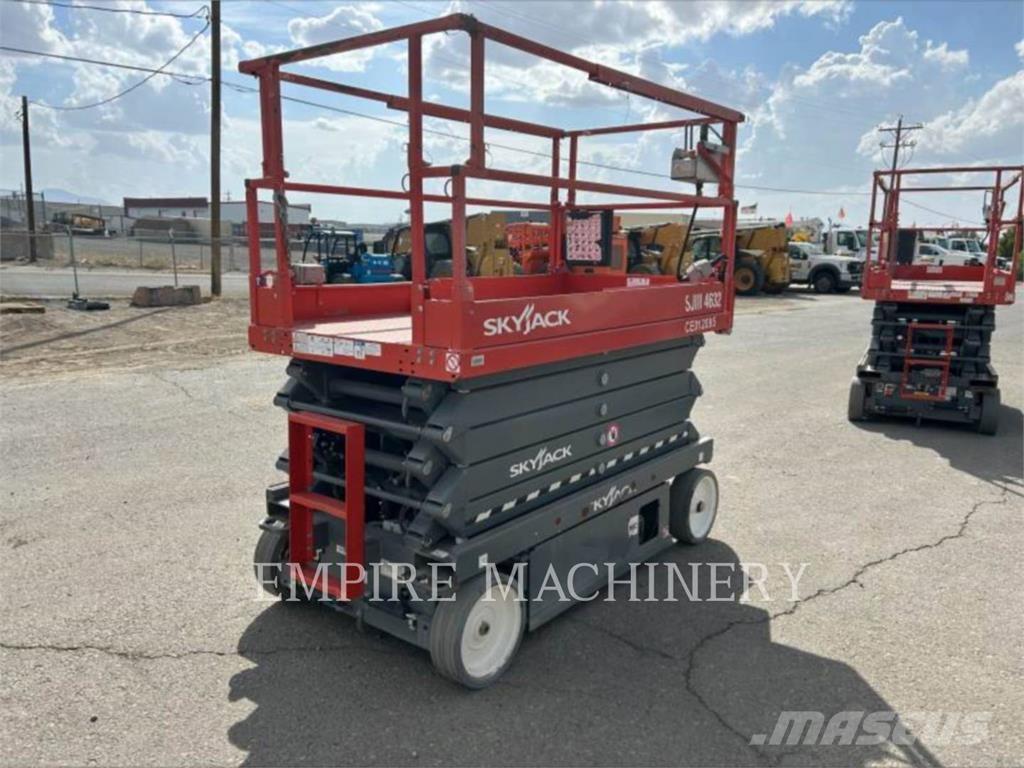 Skyjack 4632 Zglobne dvižne ploščadi