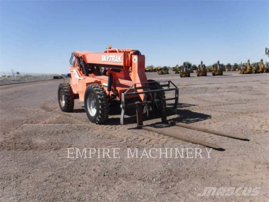 SkyTrak 6036 Zglobne dvižne ploščadi