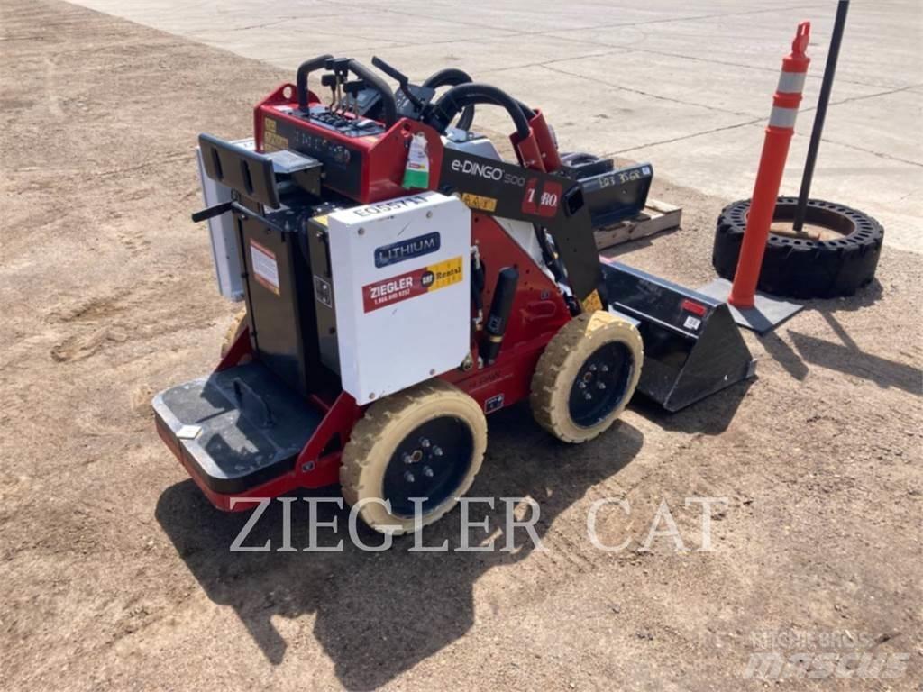 Toro E-DINGO Skid steer mini nakladalci