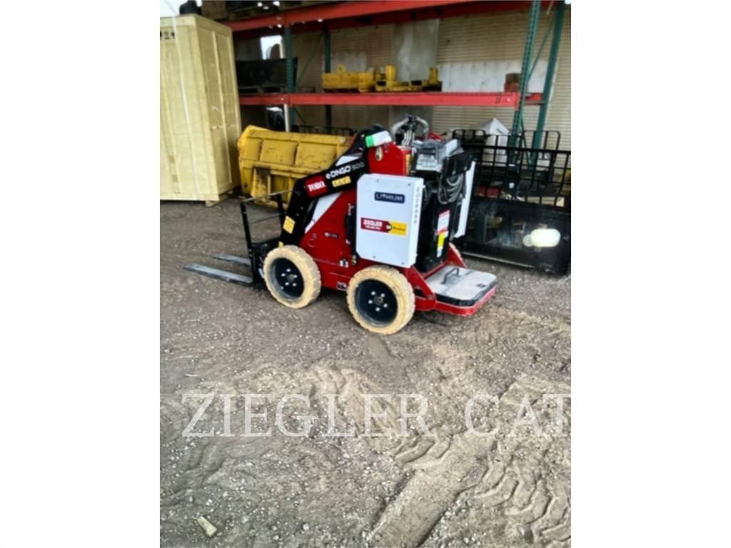 Toro E-DINGO 500 Skid steer mini nakladalci