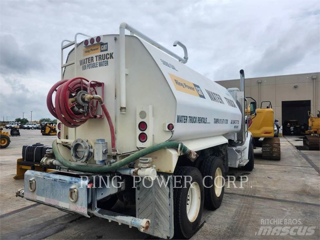 United WT5000 Tovornjaki cisterne
