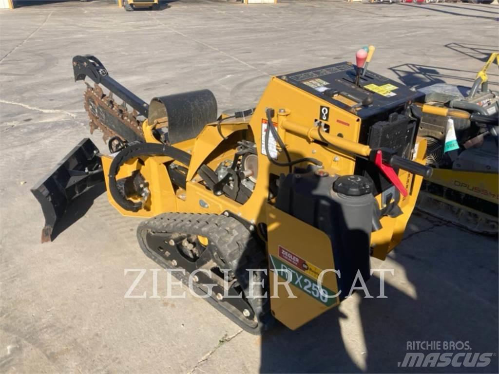 Vermeer RTX250 Freze za kopanje jarkov Trenčerji