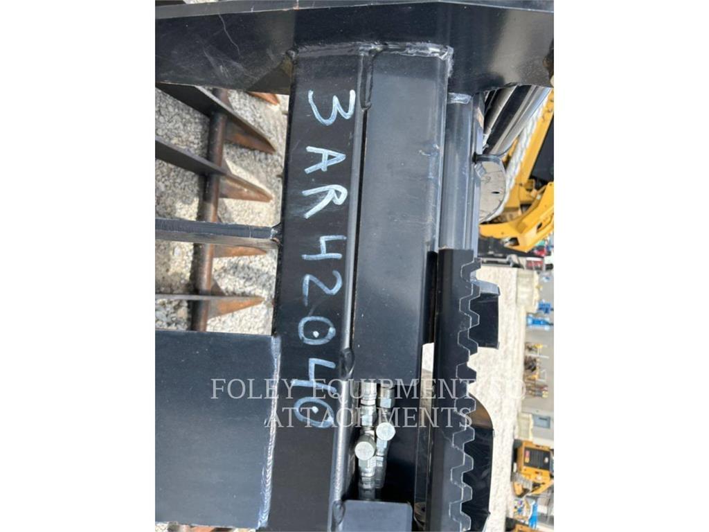 Virnig RKSSLLCG84 Skid steer mini nakladalci