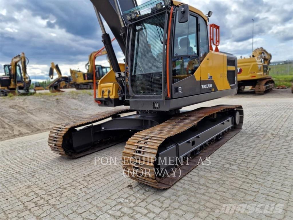 Volvo EC220 Bagri goseničarji