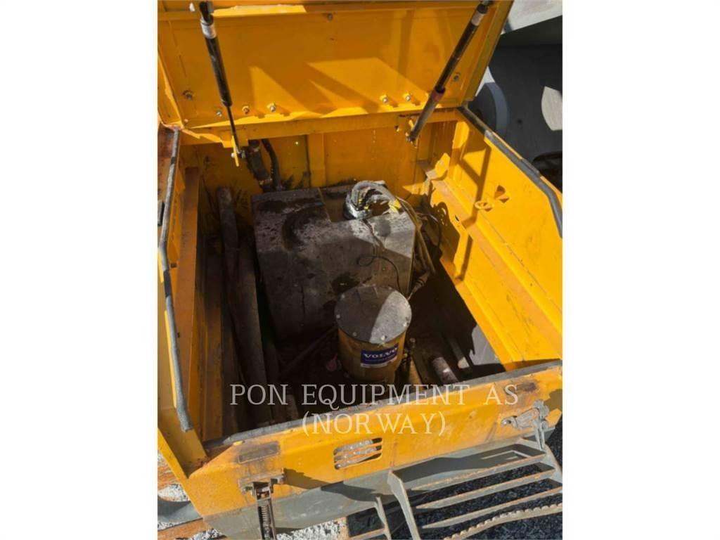Volvo EC750 Bagri goseničarji