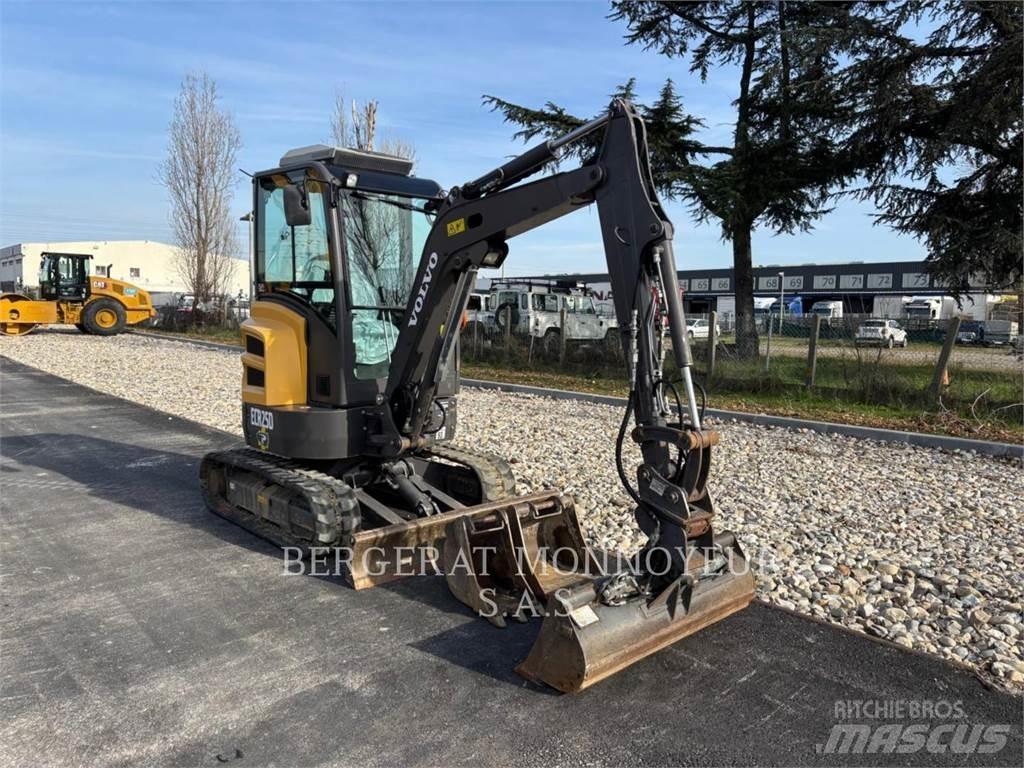 Volvo ECR25D Bagri goseničarji