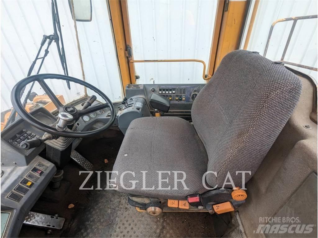 Volvo L180 Kolesni nakladalci