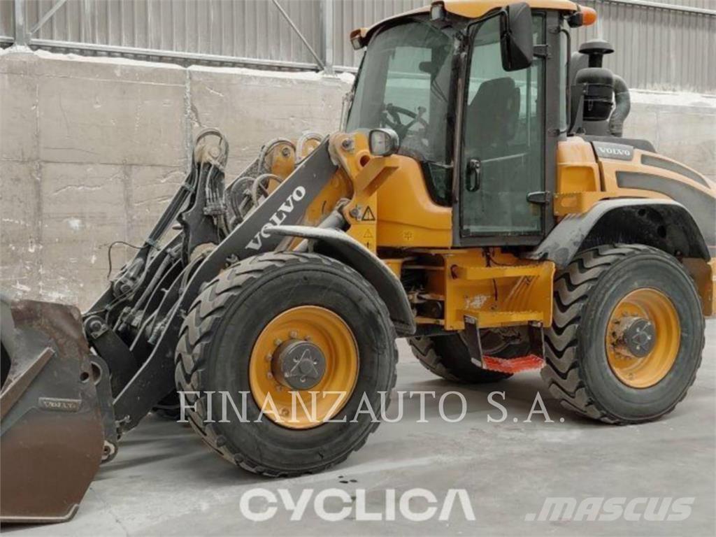 Volvo L45H Kolesni nakladalci