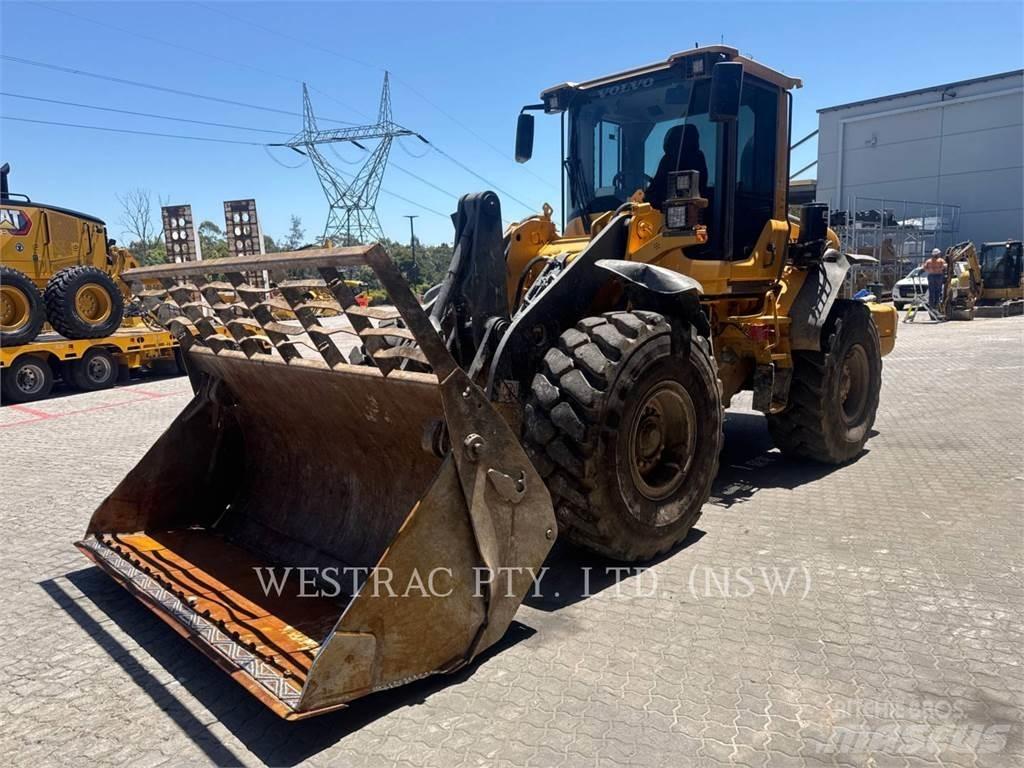 Volvo L90F Kolesni nakladalci