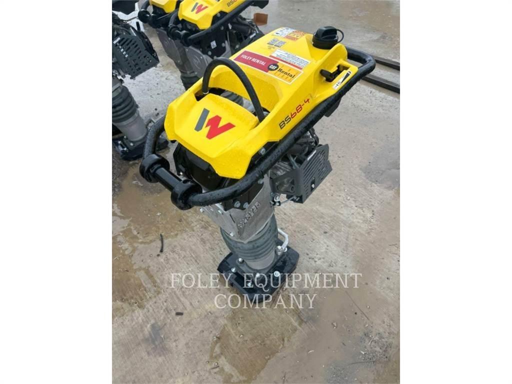 Wacker BS68-4 Kompaktorji tal