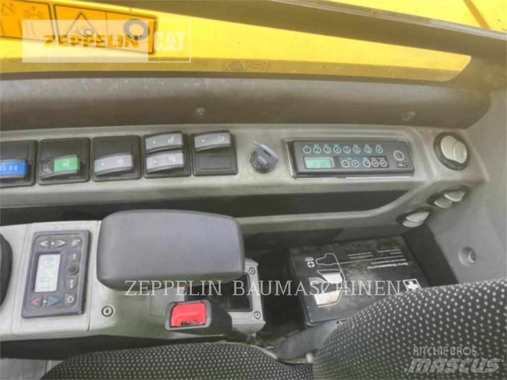 Wacker EW100 Bagri na kolesih
