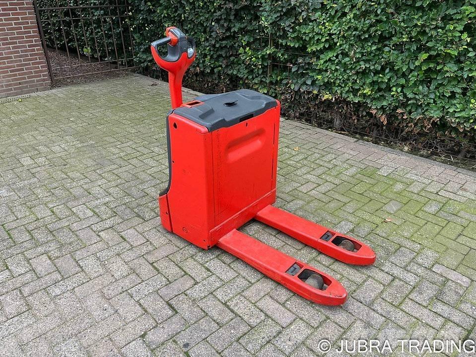 Linde T16 Ročni električni viličar