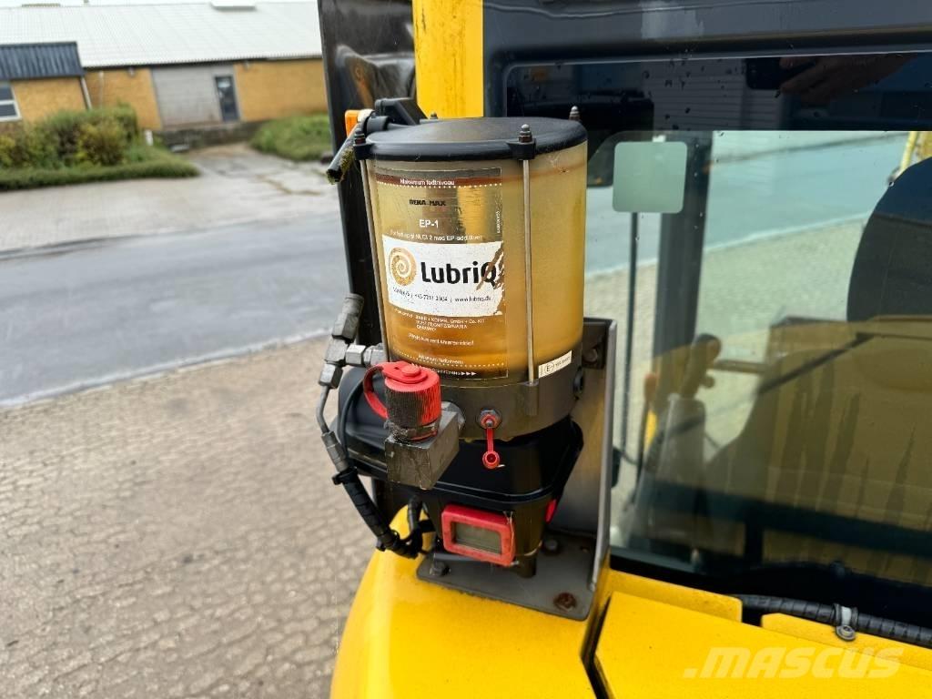 Komatsu PC 138 US-10 Bagri goseničarji