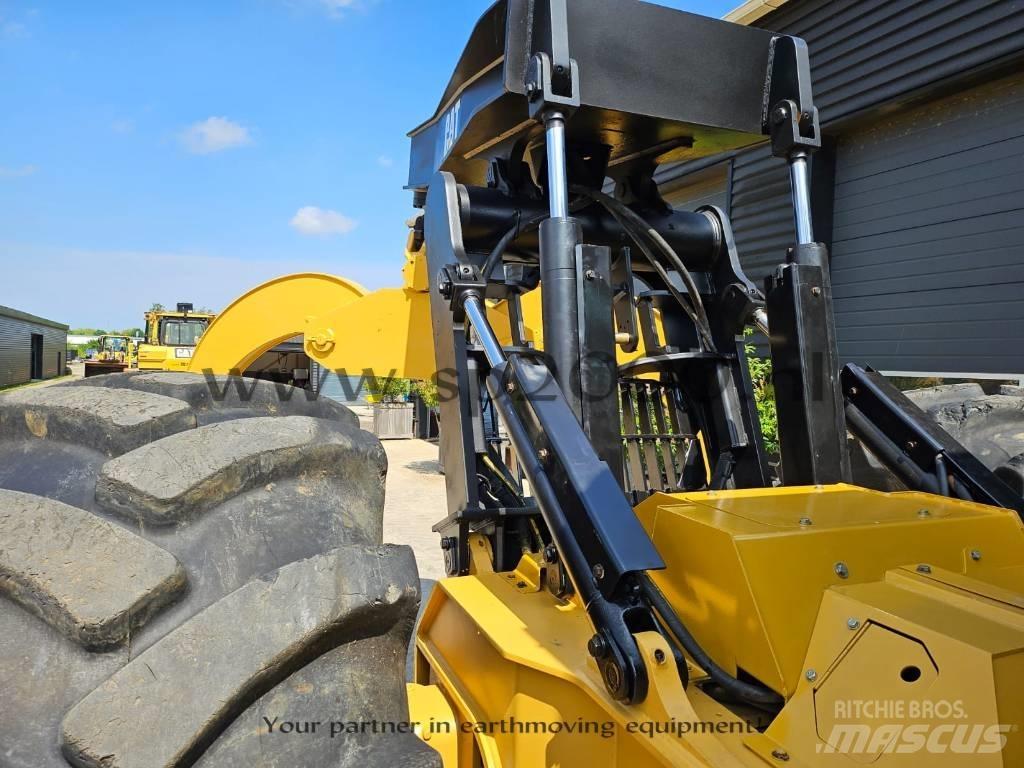 CAT 545 C Skiderji