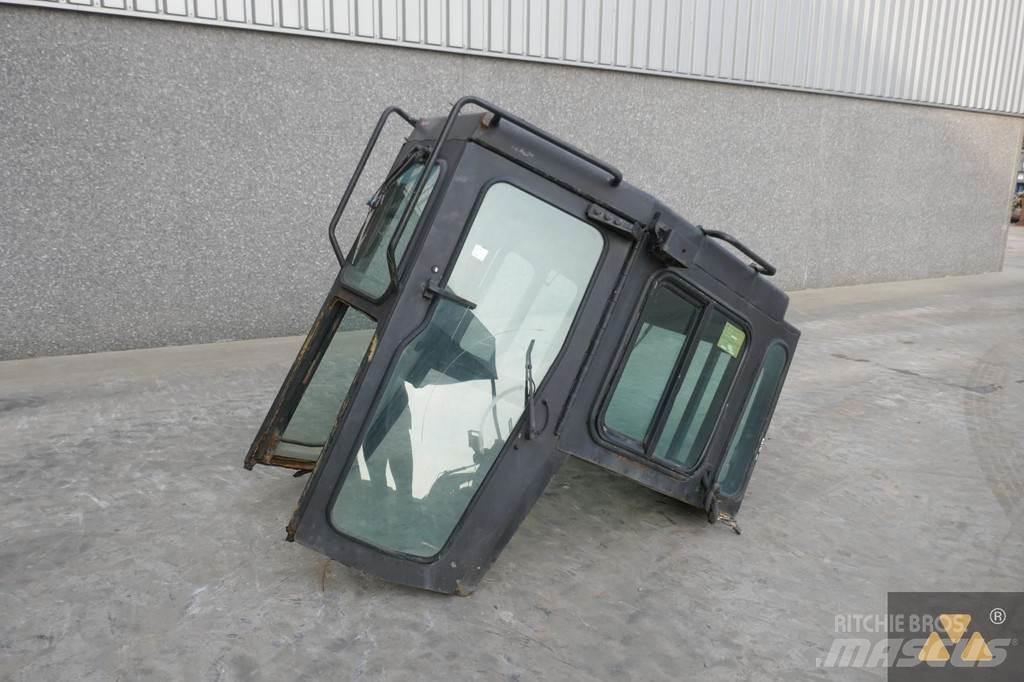CAT 158-7696 Kabine in notranjost