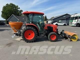 Kubota L2-452 Manjši traktorji