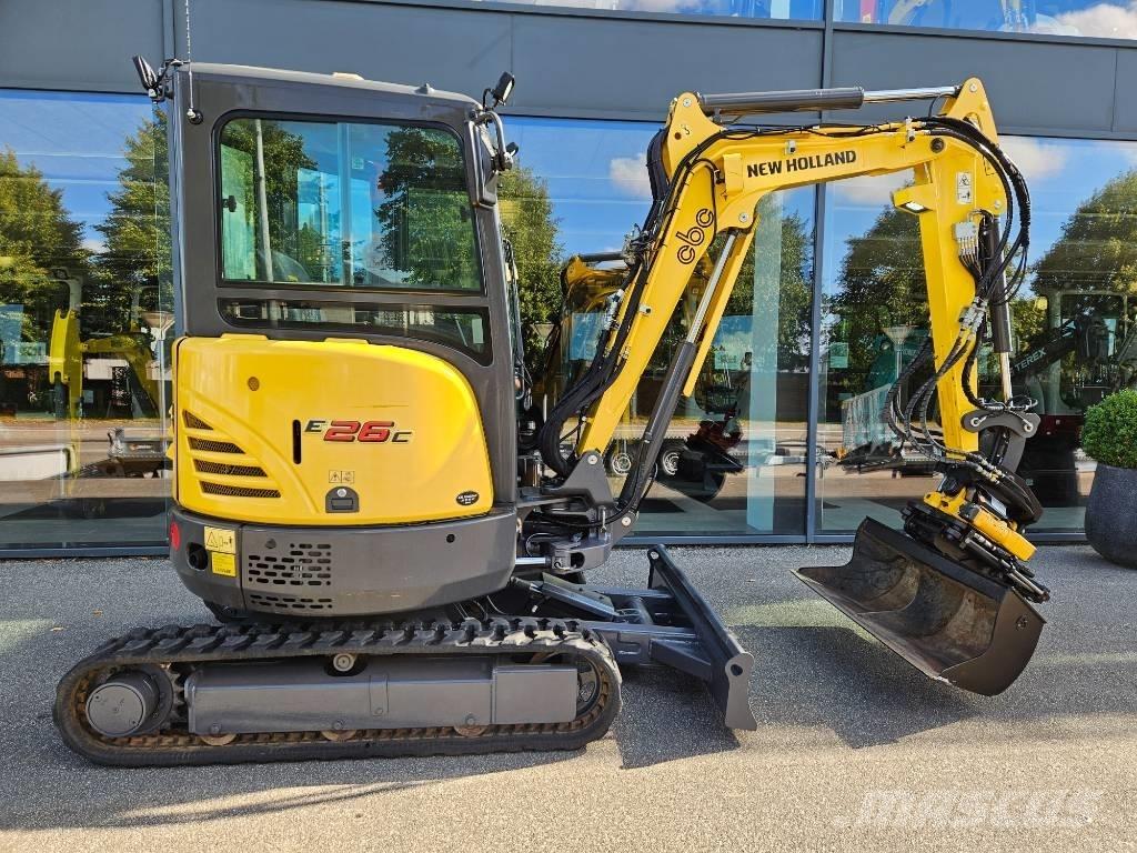 New Holland E 26 C Mini bagri <7t