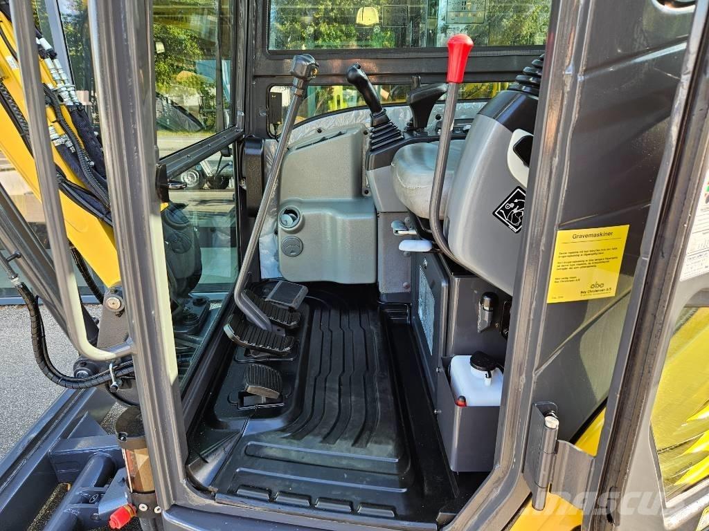 New Holland E 26 C Mini bagri <7t