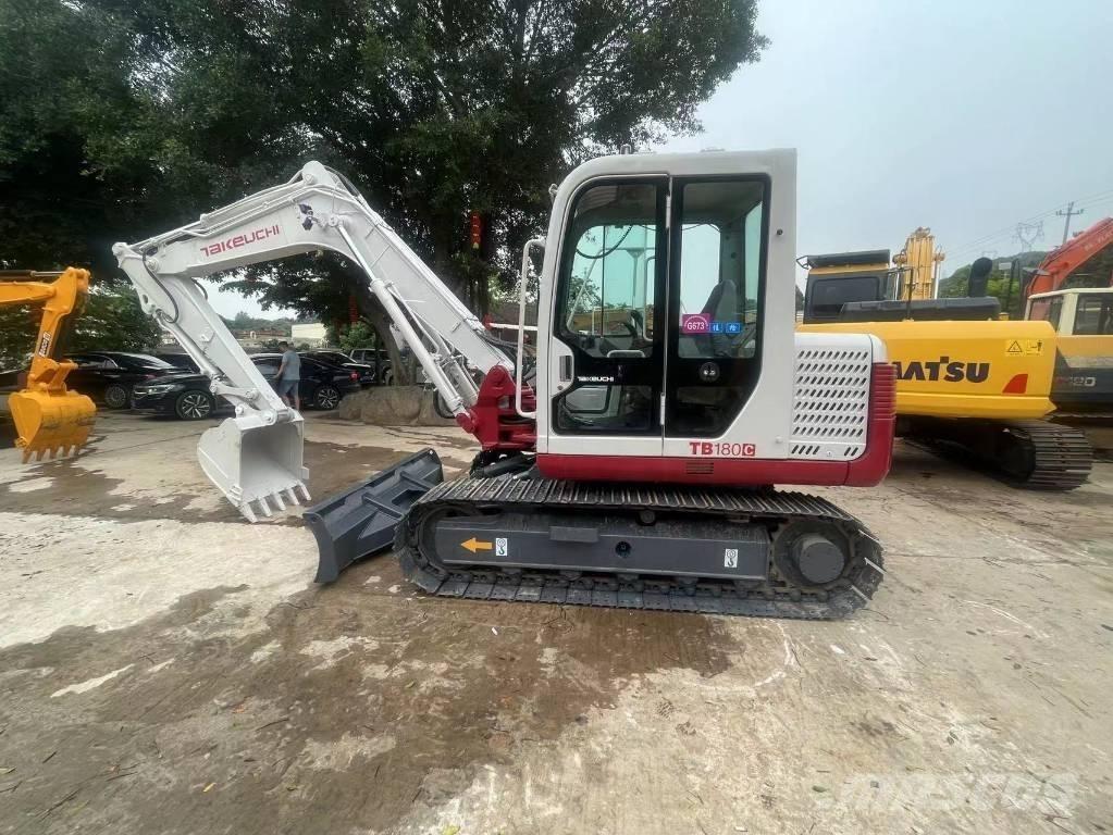 Takeuchi TB180C Bagri goseničarji