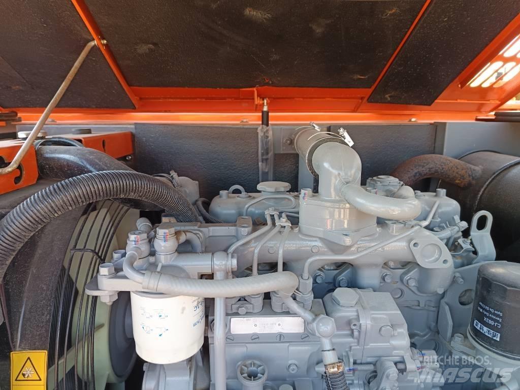 Hitachi ZX 75 Midi bagri 7t – 12t