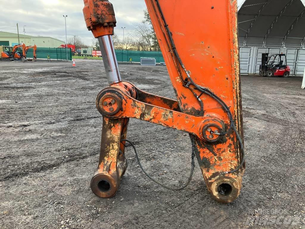 Hitachi ZX670LCH-5B Bagri goseničarji