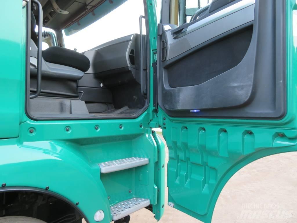 MAN TGX 33.480 Tovornjaki za hlode