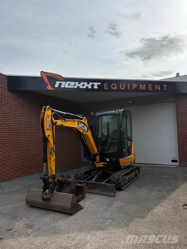 JCB 8026 CTS Mini bagri <7t