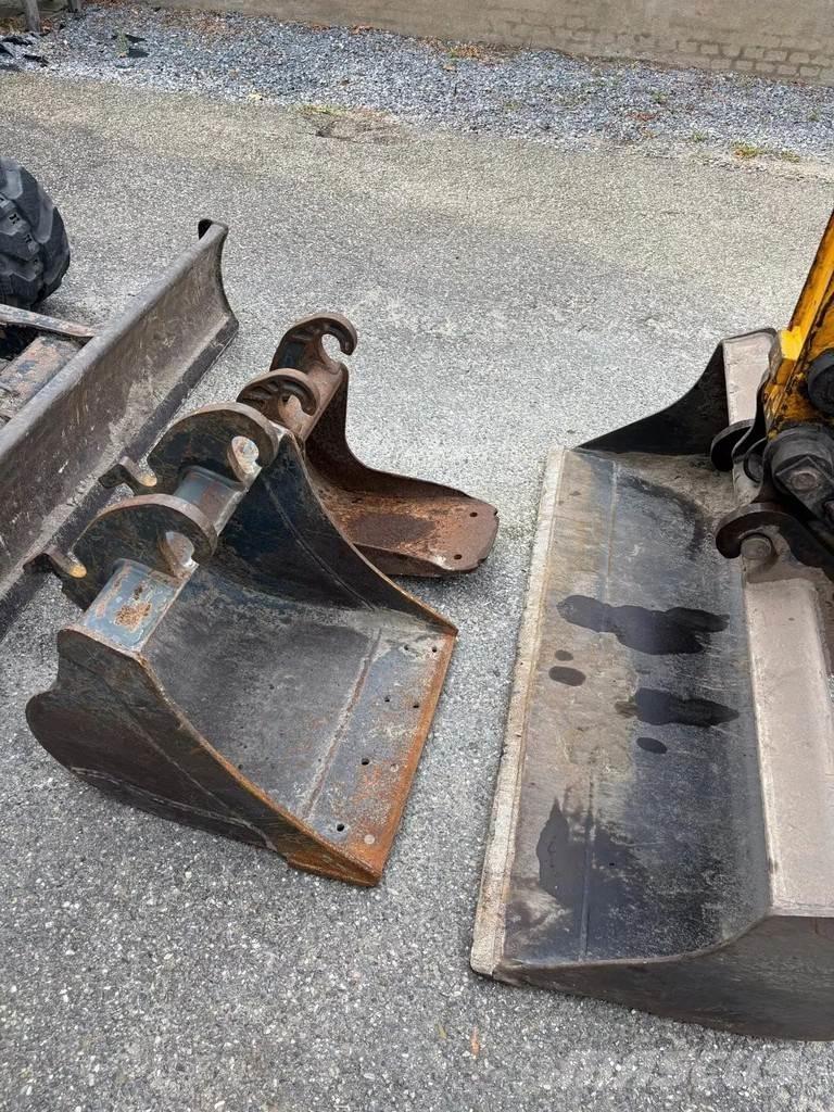 JCB 8026 CTS Mini bagri <7t