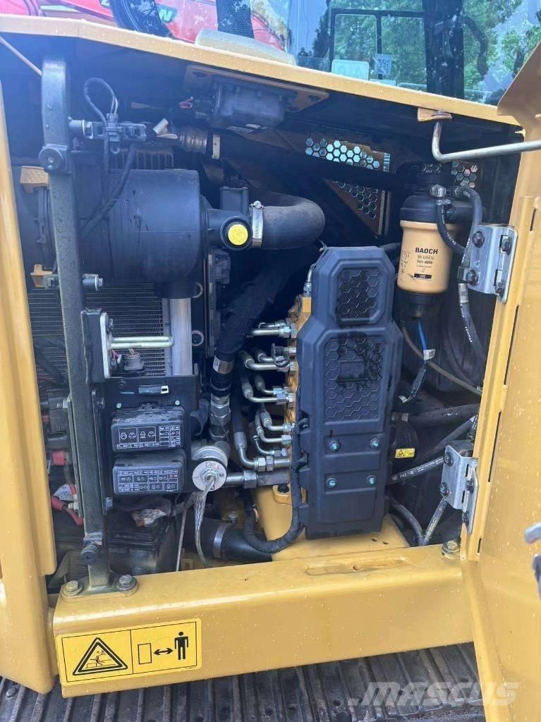 CAT 306 Mini bagri <7t