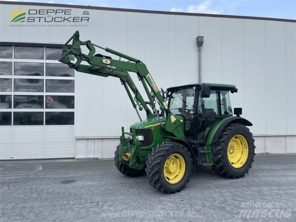 John Deere 5820 Traktorji