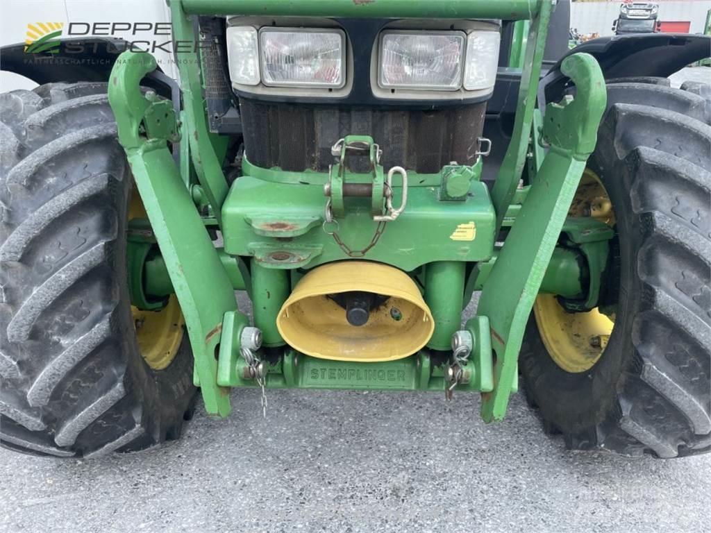 John Deere 5820 Traktorji