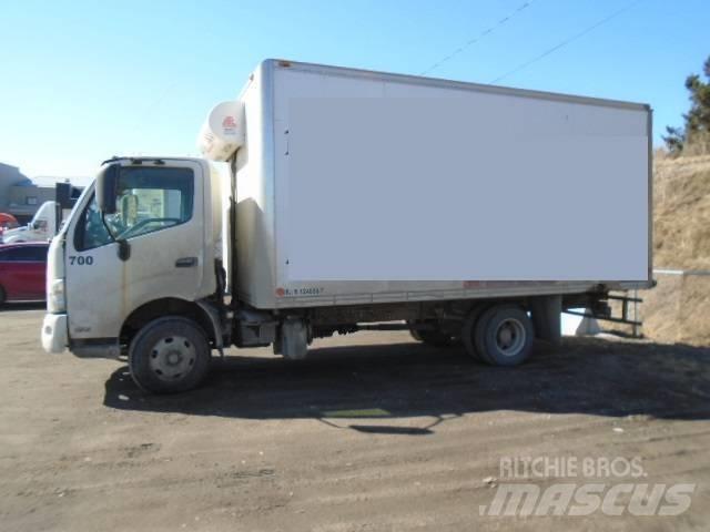Hino 155 D Tovornjaki hladilniki