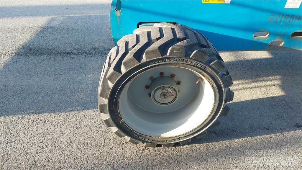 Genie S60HCE Teleskopske dvižne ploščadi