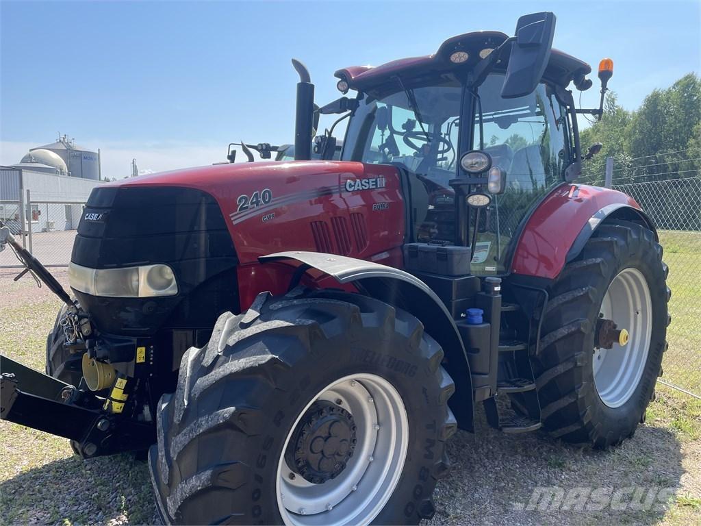 Case IH Puma 240 CVX Traktorji