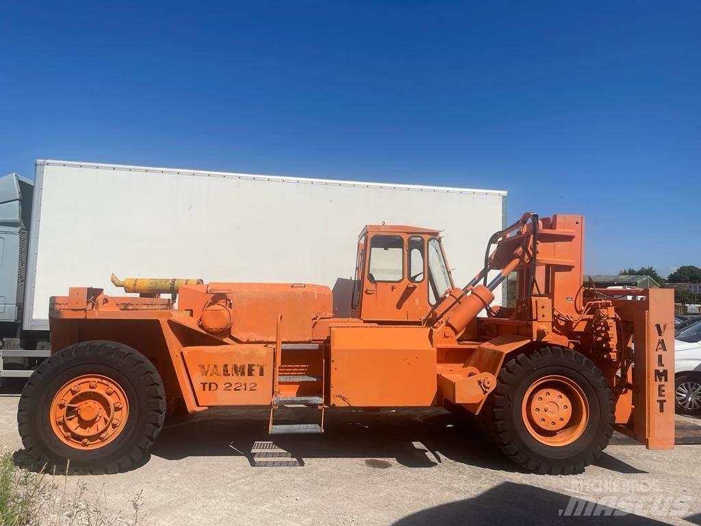Valmet TD2212 Dizelski viličarji