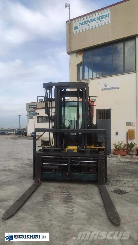 Hyster 9.00XM Dizelski viličarji