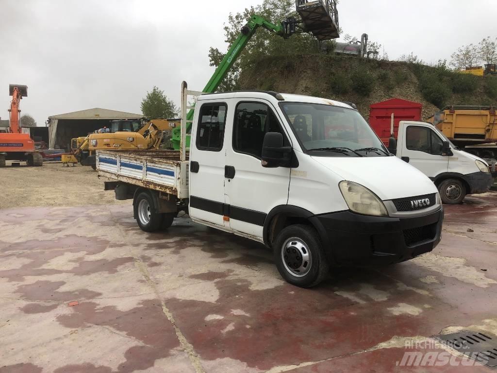 Iveco Daily 35-110 Tovornjaki zabojniki