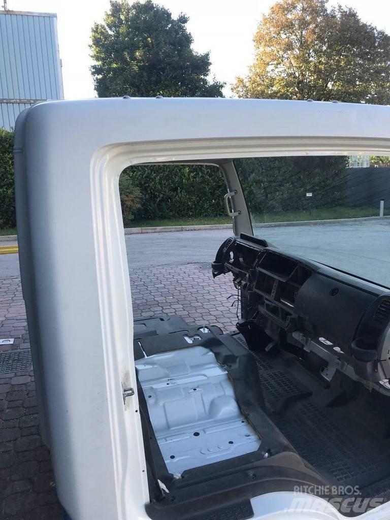 Renault Maxity Kabine in notranjost