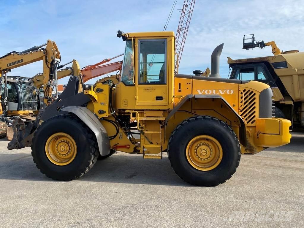 Volvo L90E NVT Kolesni nakladalci