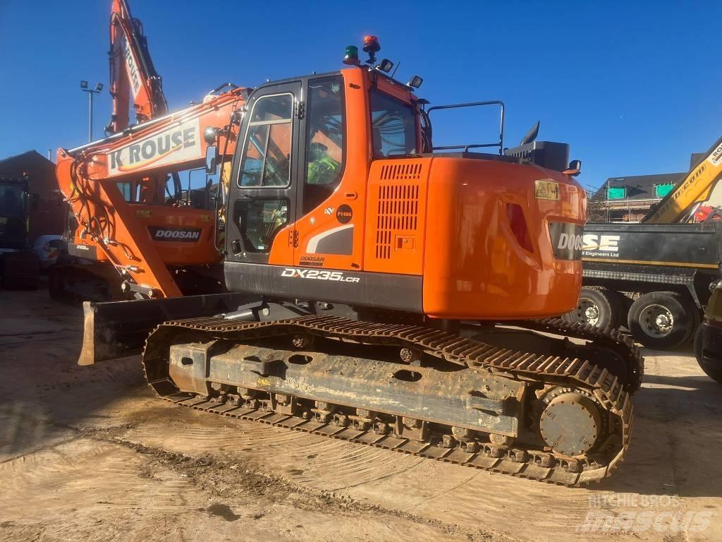 Doosan DX 235 LCR Bagri goseničarji