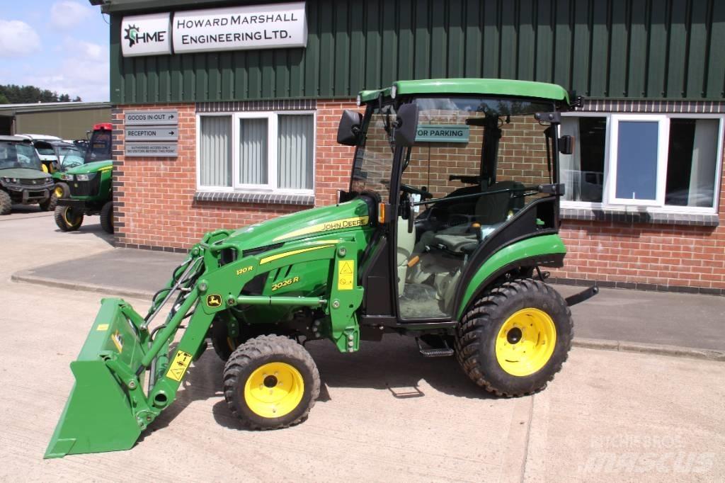 John Deere 2026R Traktorji