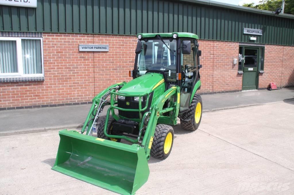 John Deere 2026R Traktorji