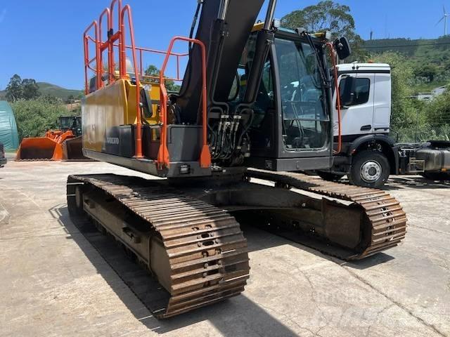 Volvo EC 200 E Bagri goseničarji