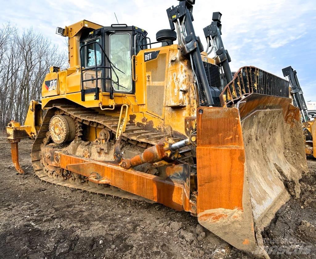 CAT D 9 T Buldožerji goseničarji