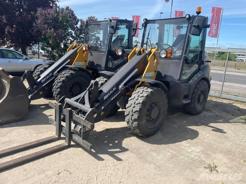 Mecalac AX 700 Kolesni nakladalci