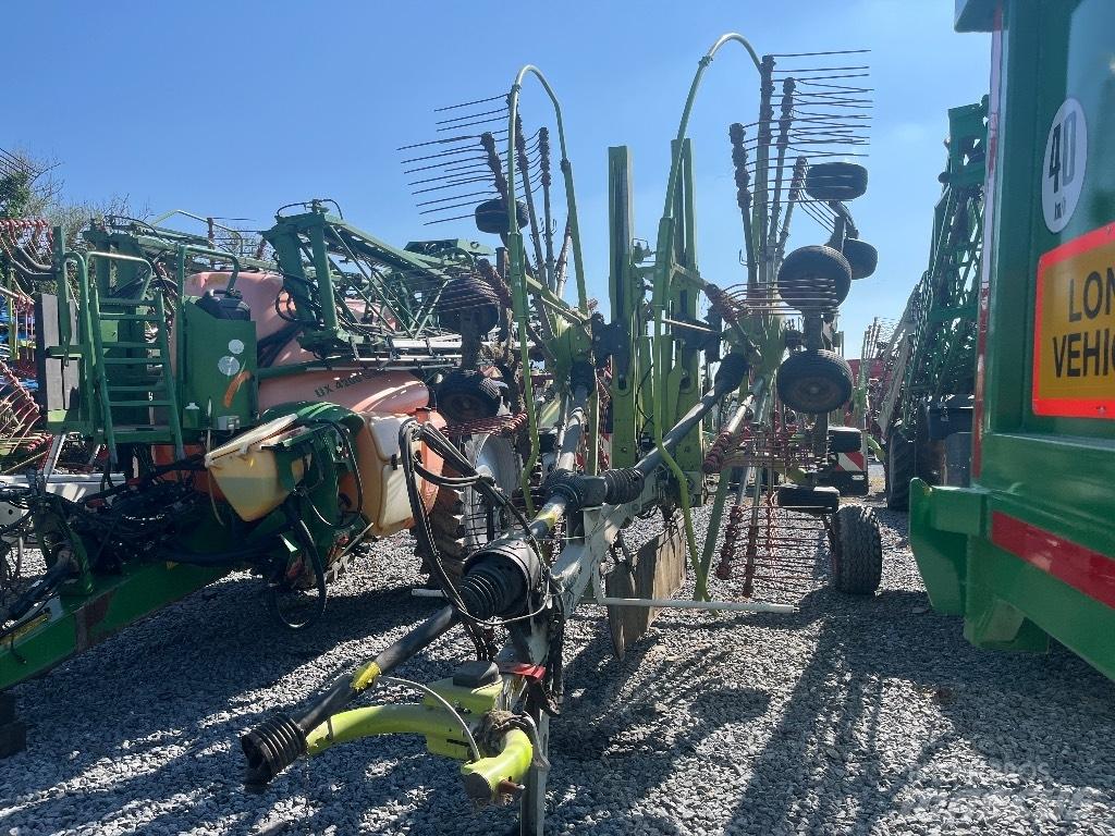 CLAAS Liner 2800 Obračalniki in zgrabljalniki