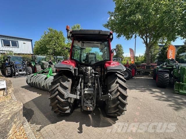 Valtra A 115 MH4 Traktorji